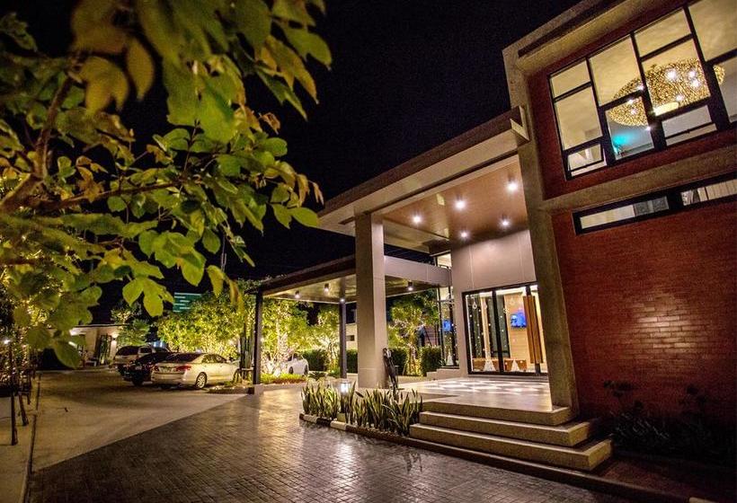 Hotel Bunprasop Garden 8