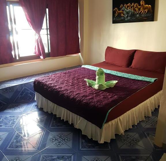 Hotel Bamboo Rest House 2