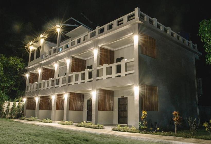 Hotel Baan Chankaew 11