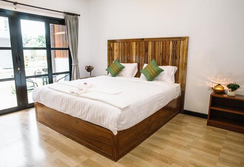 Hotel Baan Chankaew 2