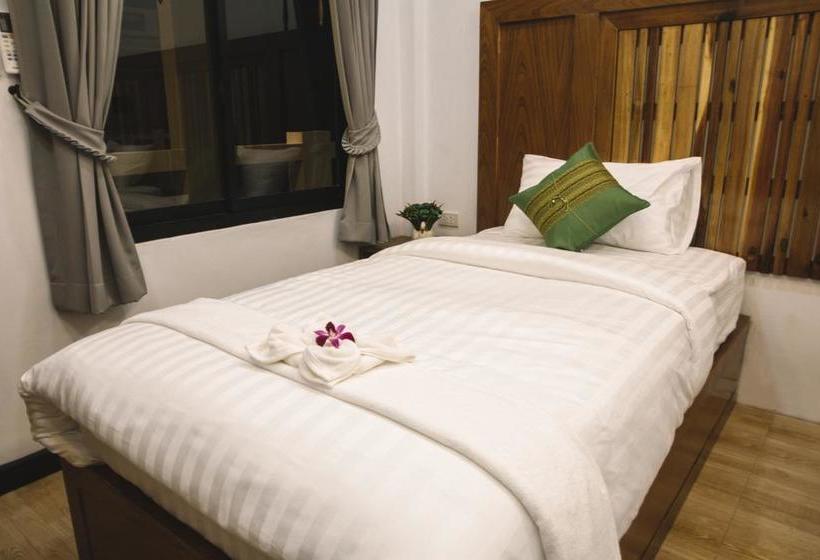 Hotel Baan Chankaew 5