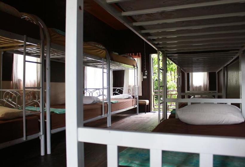 Hotel Love Station Hostel 17