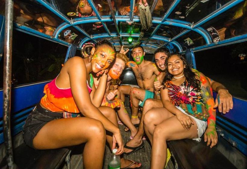 Hotel Love Station Hostel 2