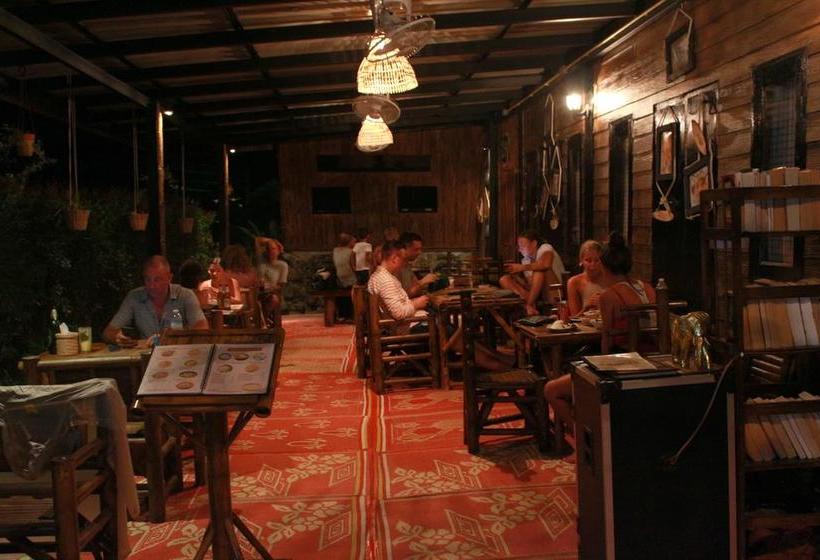 Hotel Love Station Hostel 9