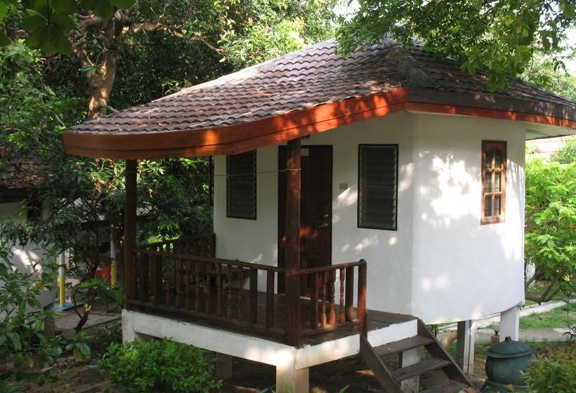 Hotel Thai Dee Garden 12