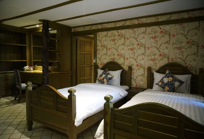 Hotel Chaiyo Vana 13