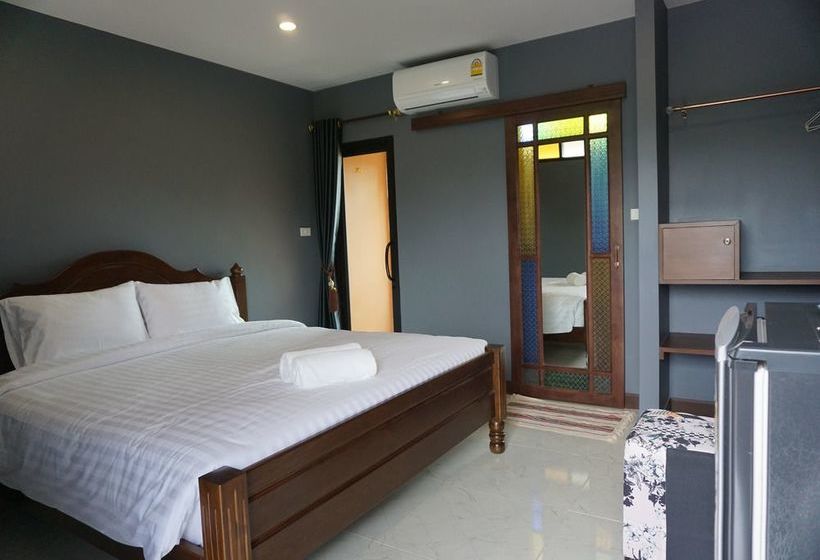 Hotel Baan Plubthong 10