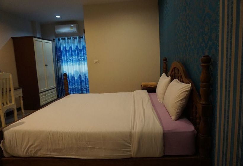 Hotel Baan Plubthong 11