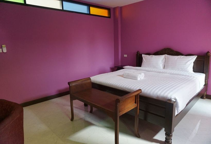 Hotel Baan Plubthong 13