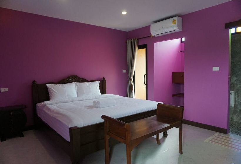 Hotel Baan Plubthong 17