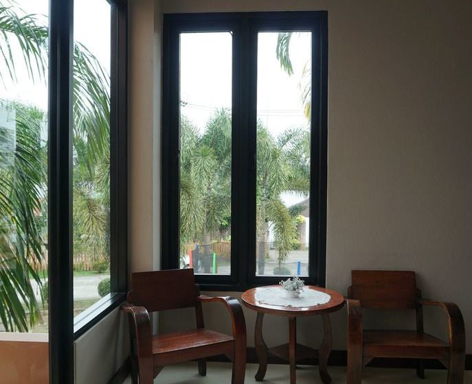 Hotel Baan Plubthong 5