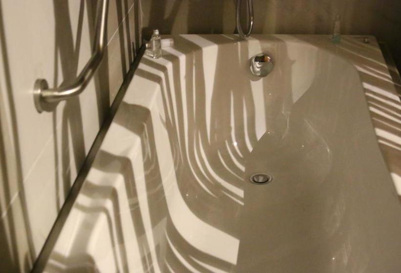 Joyful Thai Boutique Hotel Chiang Mai 6