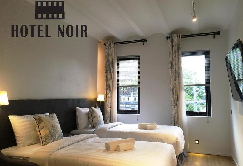 Hôtel Noir 11