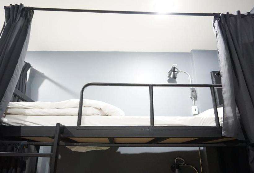 Hotel The Bird Hub Hostel 14