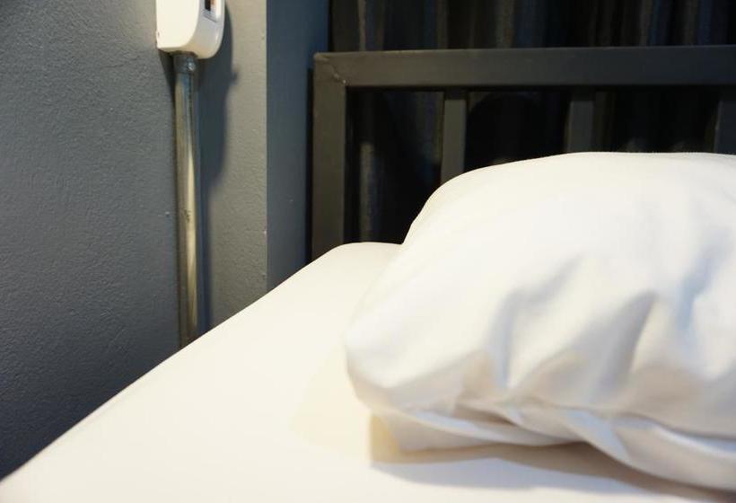 Hotel The Bird Hub Hostel 5