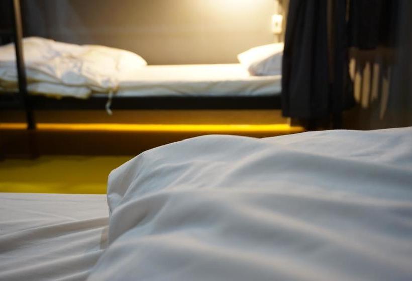 Hotel The Bird Hub Hostel 8