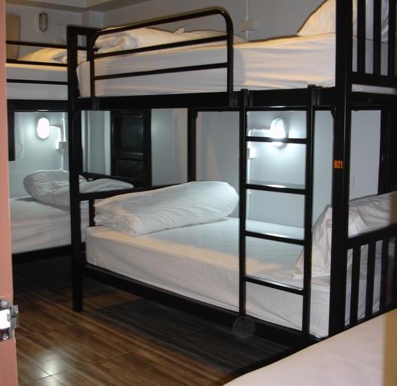 Hotel Rak Khun Hostel 17