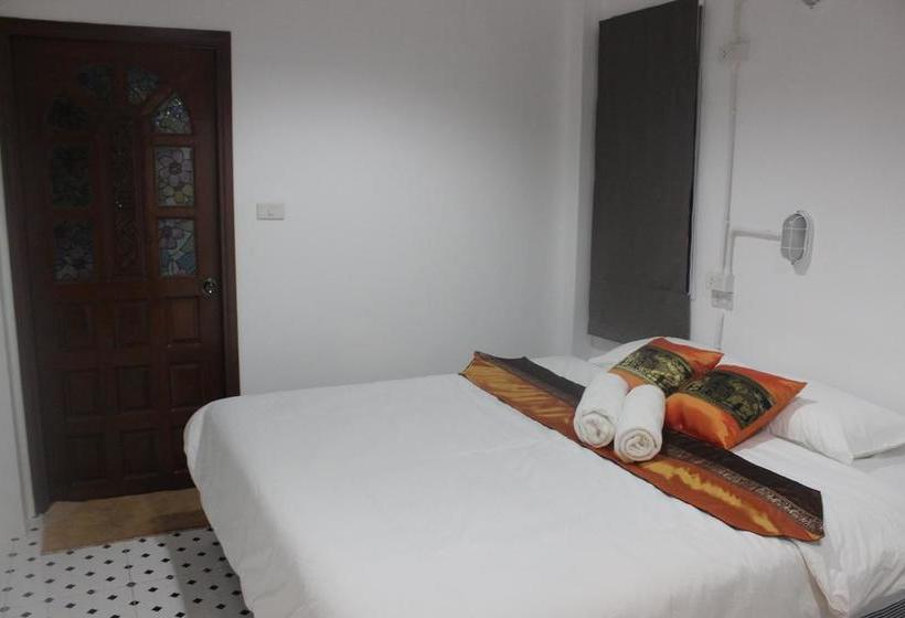 Hotel Rak Khun Hostel 7