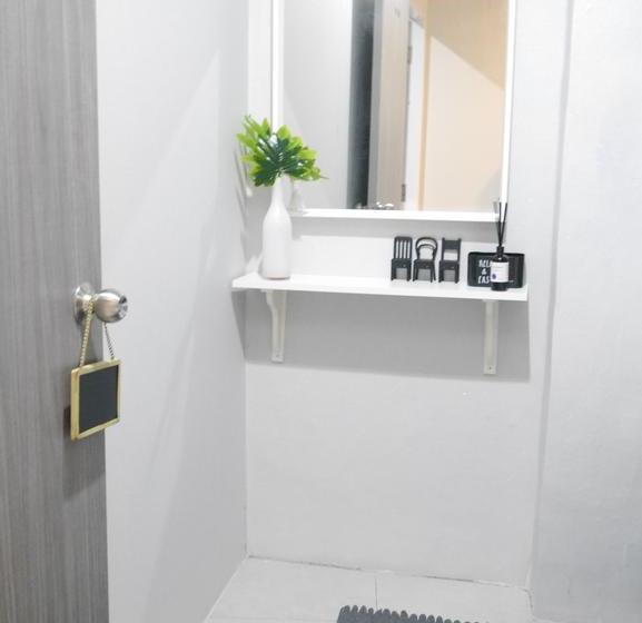 Hotel Ploen Bangkok Hostel 6