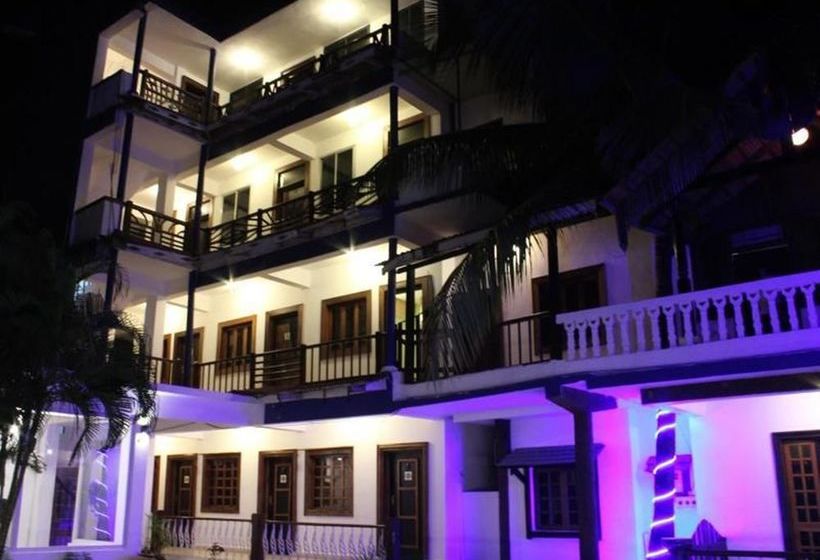 Hotel Down Da Village