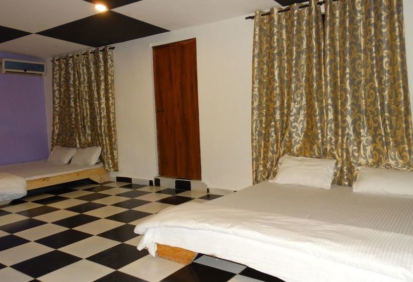 Hôtel Down Da Village 2