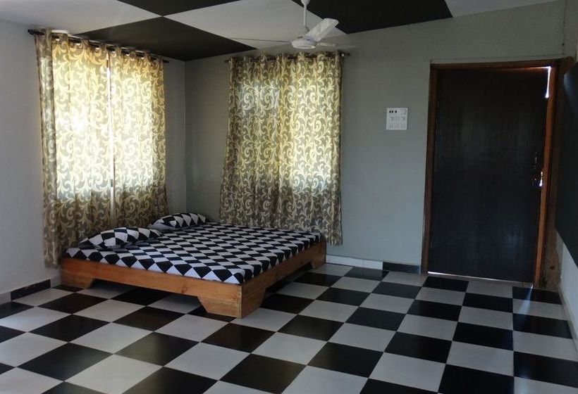 Hôtel Down Da Village 3