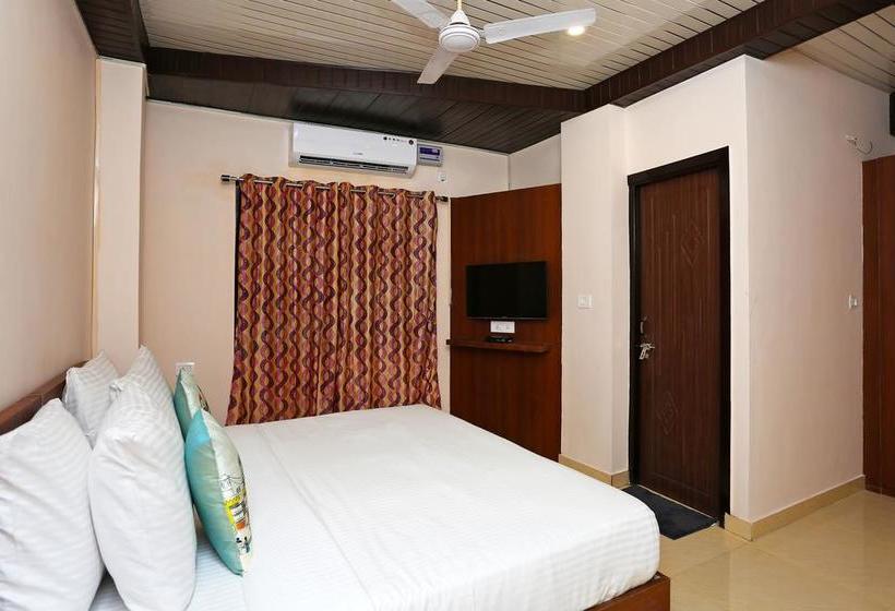 Hotel Oyo Flagship 111 Canal Road Dehra Dun