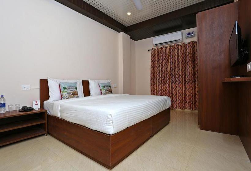 Hotel Oyo Flagship 111 Canal Road 10