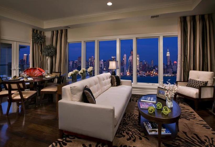 Hotel The City Grand 5