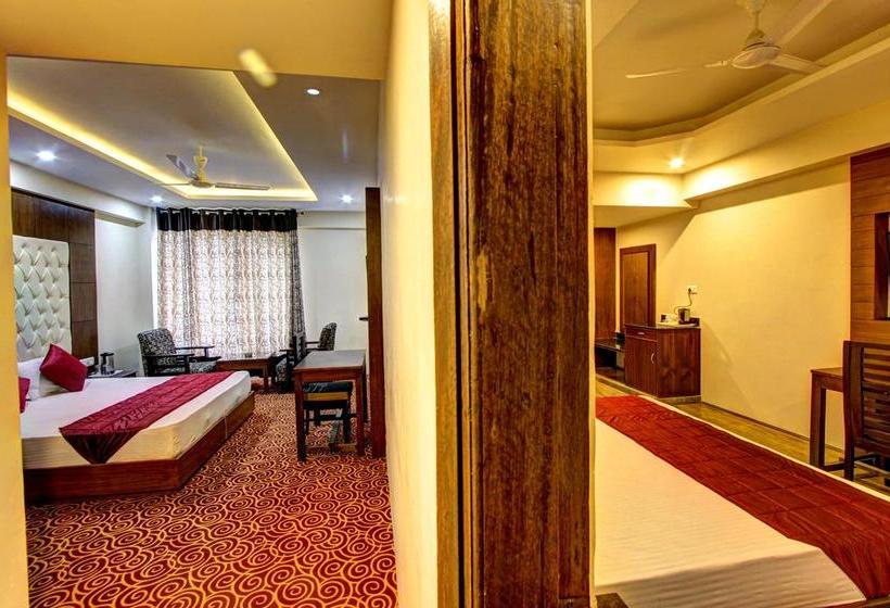 Hotel Maple Retreat Inn 2