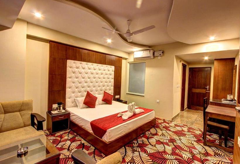 Hotel Maple Retreat Inn 4