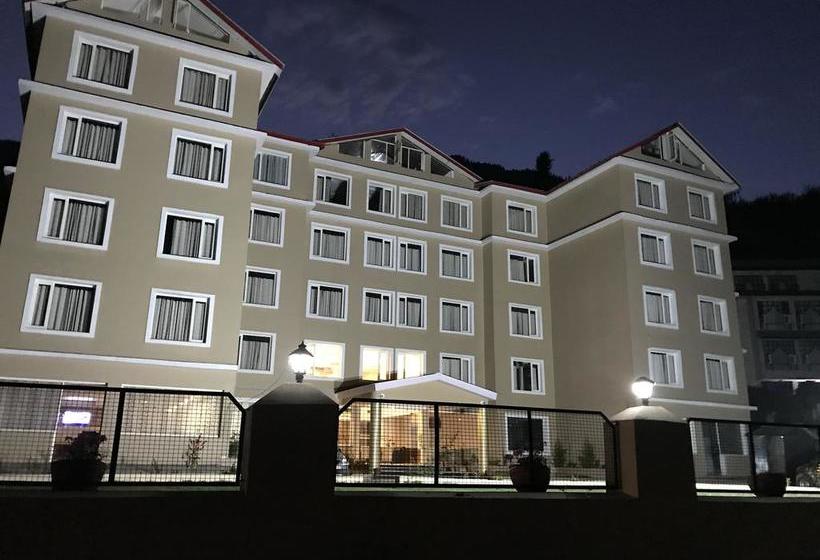 Hotel Maple Retreat Inn 8