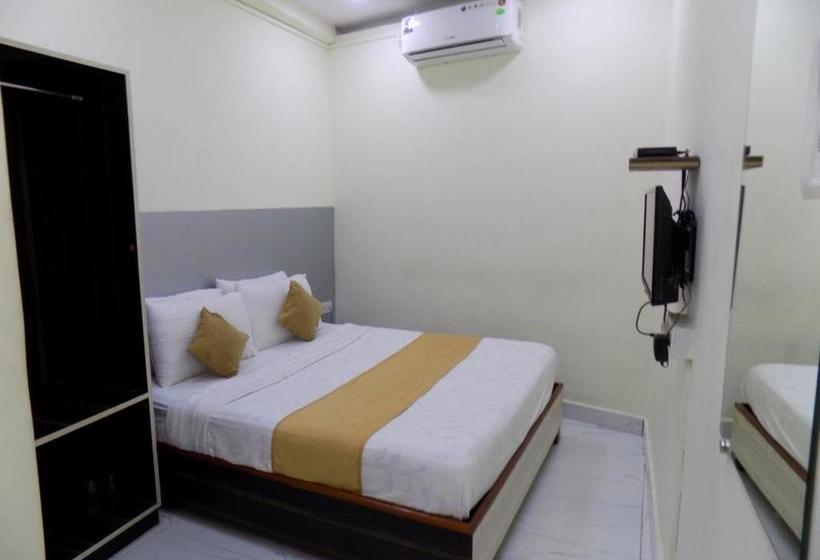 Hotel Maha Residency 4