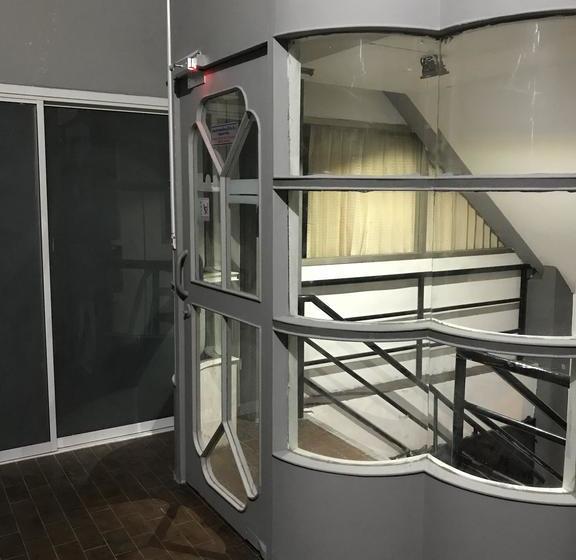 Hotel We Hostel Hatyai 7