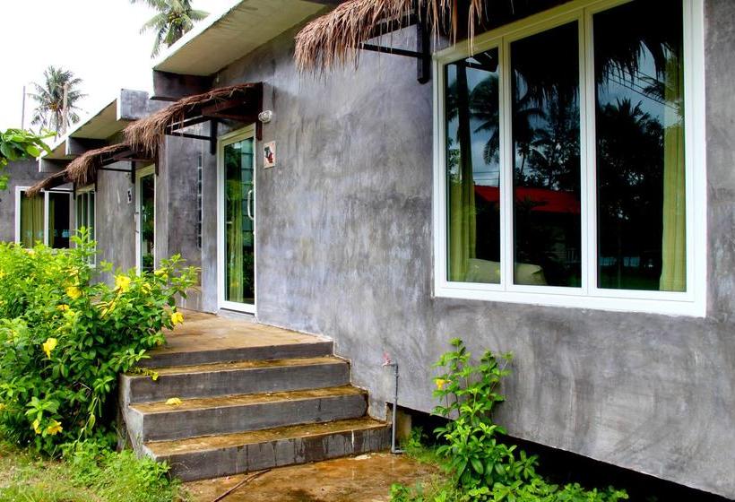 Hotel Siam Beach Resort Koh Kood 10