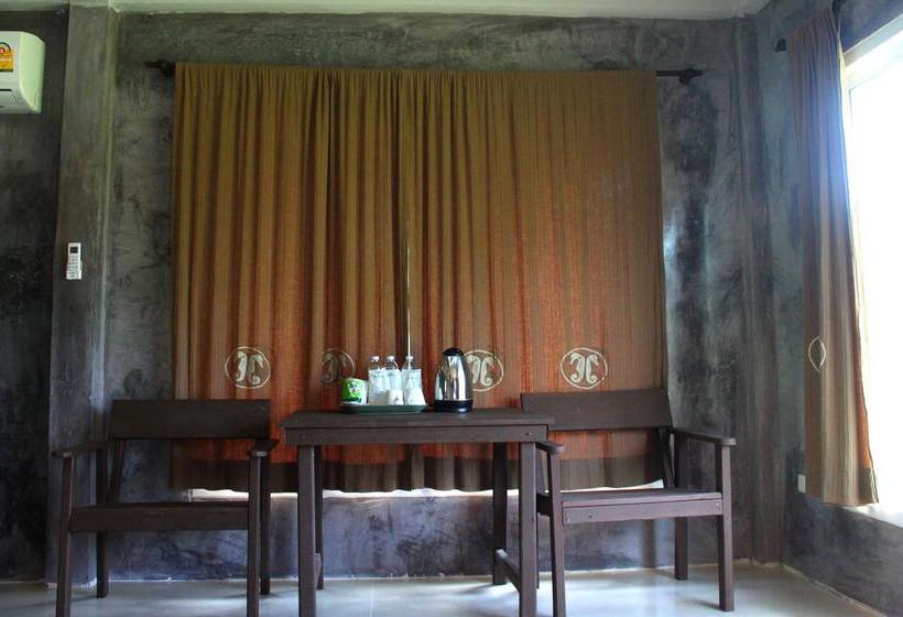 Hotel Siam Beach Resort Koh Kood 15