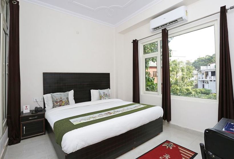 Hotel Oyo Rooms 082 Tapovan 11