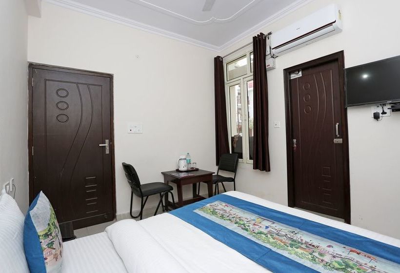 Hotel Oyo Rooms 082 Tapovan 14