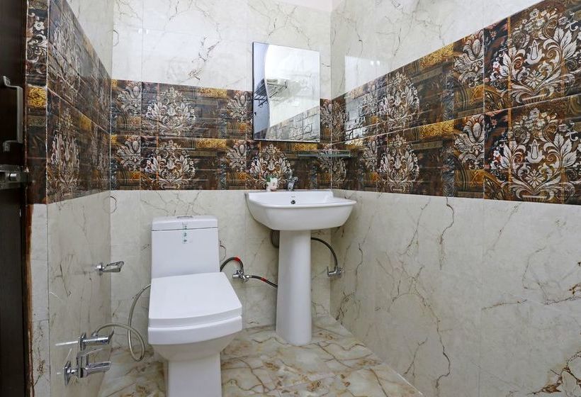 Hotel Oyo Rooms 082 Tapovan 15