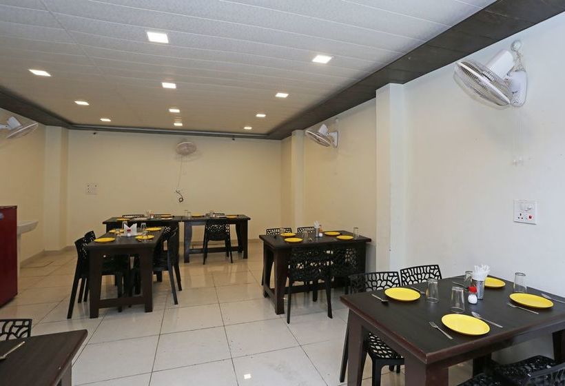 Hotel Oyo Rooms 082 Tapovan 16