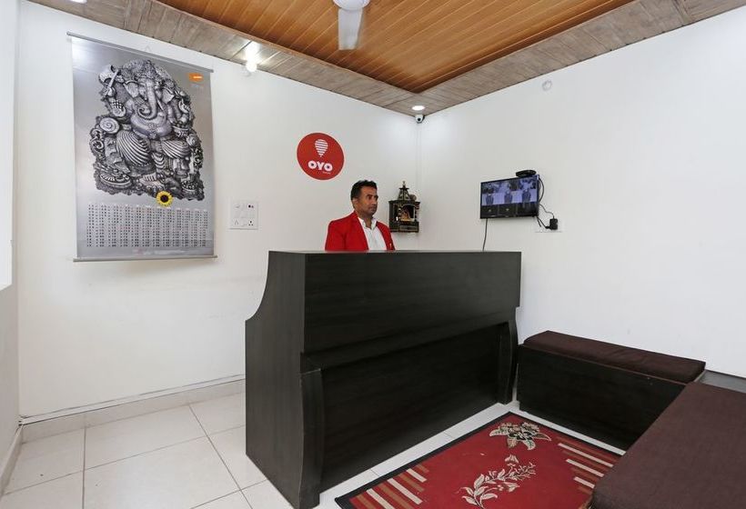 Hotel Oyo Rooms 082 Tapovan 3