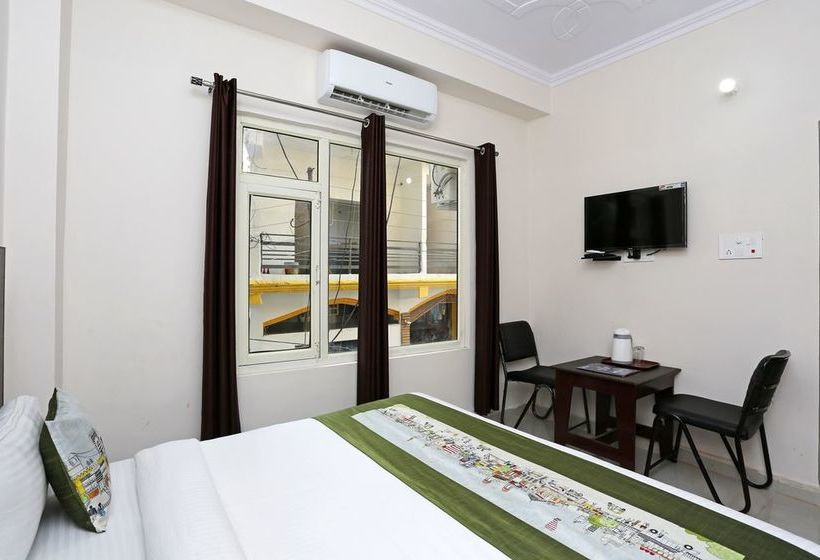 Hotel Oyo Rooms 082 Tapovan 5