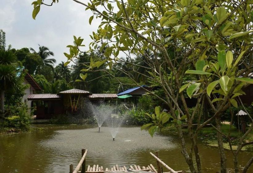 Hotel Baansuan Onanong 13