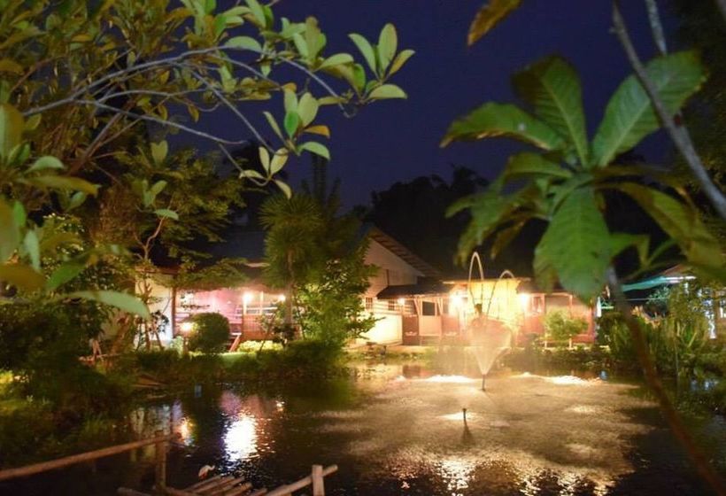 Hotel Baansuan Onanong 14