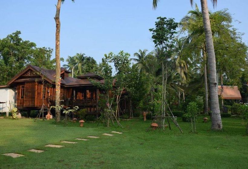 Hotel Baansuan Onanong 7