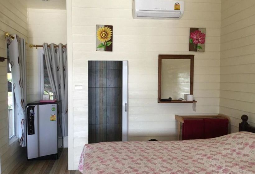 Pension Baansuan Rabiangnam 9