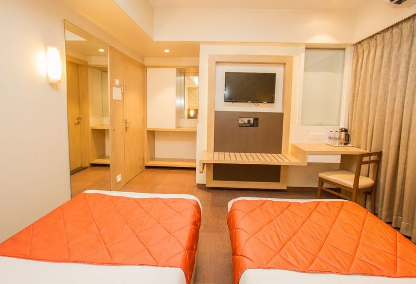 Hotel Oyo Premium 199 Shilphata 8