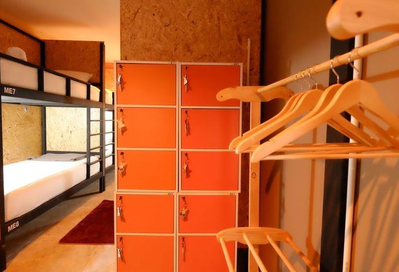 Me Hostel Koh Lipe 11