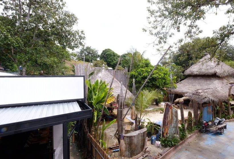 Me Hostel Koh Lipe 20