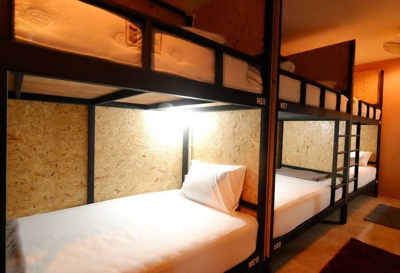 Me Hostel Koh Lipe 7